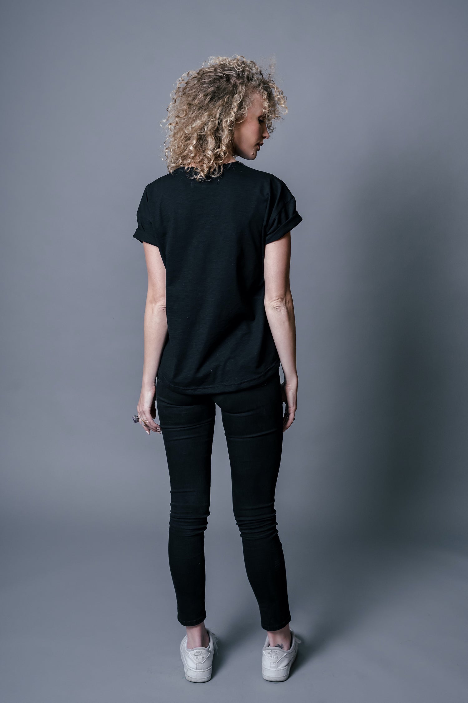 Queen Minimal Tee